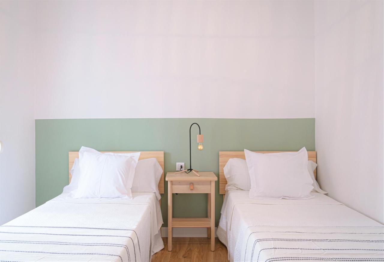 Hostal La Calzada Ταρίφα Εξωτερικό φωτογραφία