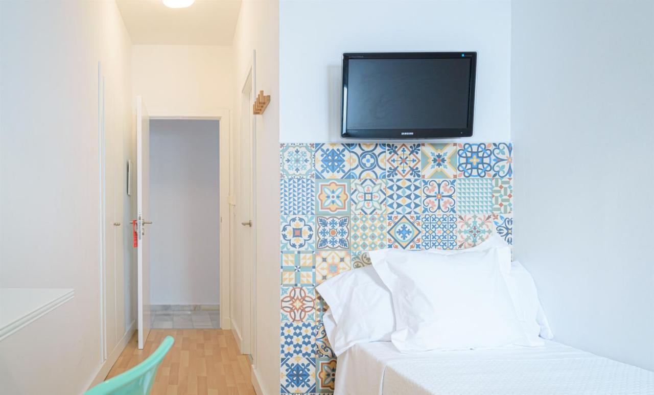 Hostal La Calzada Ταρίφα Εξωτερικό φωτογραφία